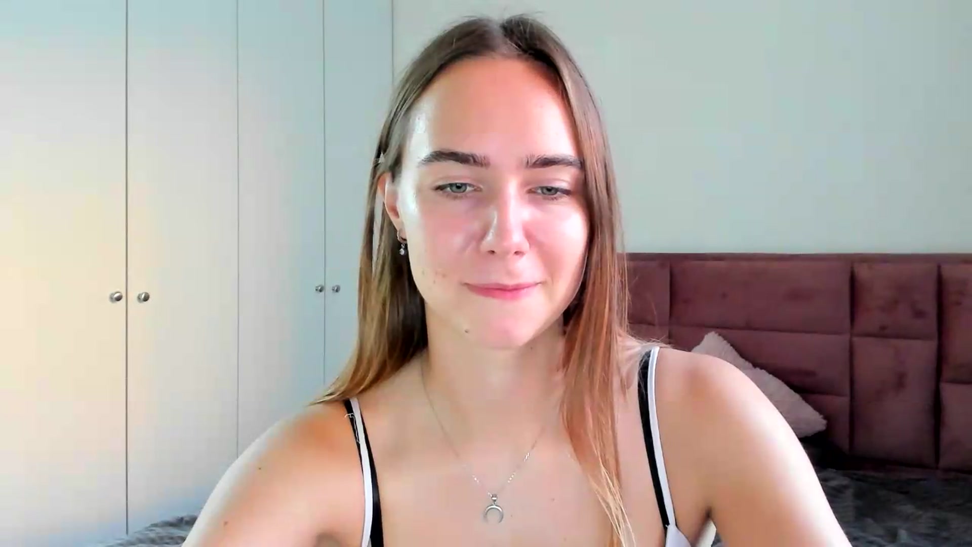 Gallery image thumbnail from OhAlisa's myfreecams stream on, 09/03/2026, 16:33 image 10 of 20
