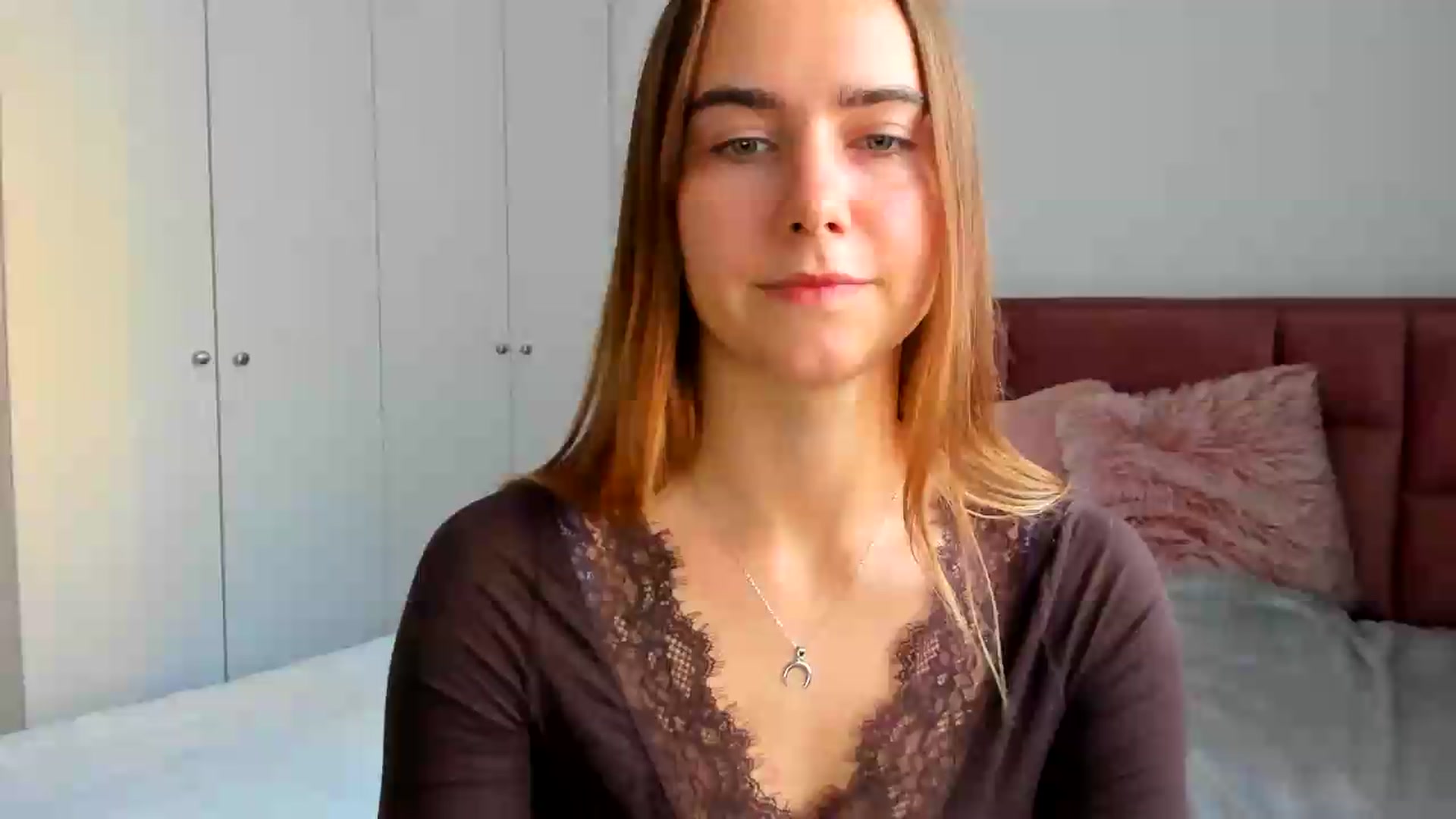 Gallery image thumbnail from OhAlisa's myfreecams stream on, 09/08/2026, 16:22 image 13 of 20