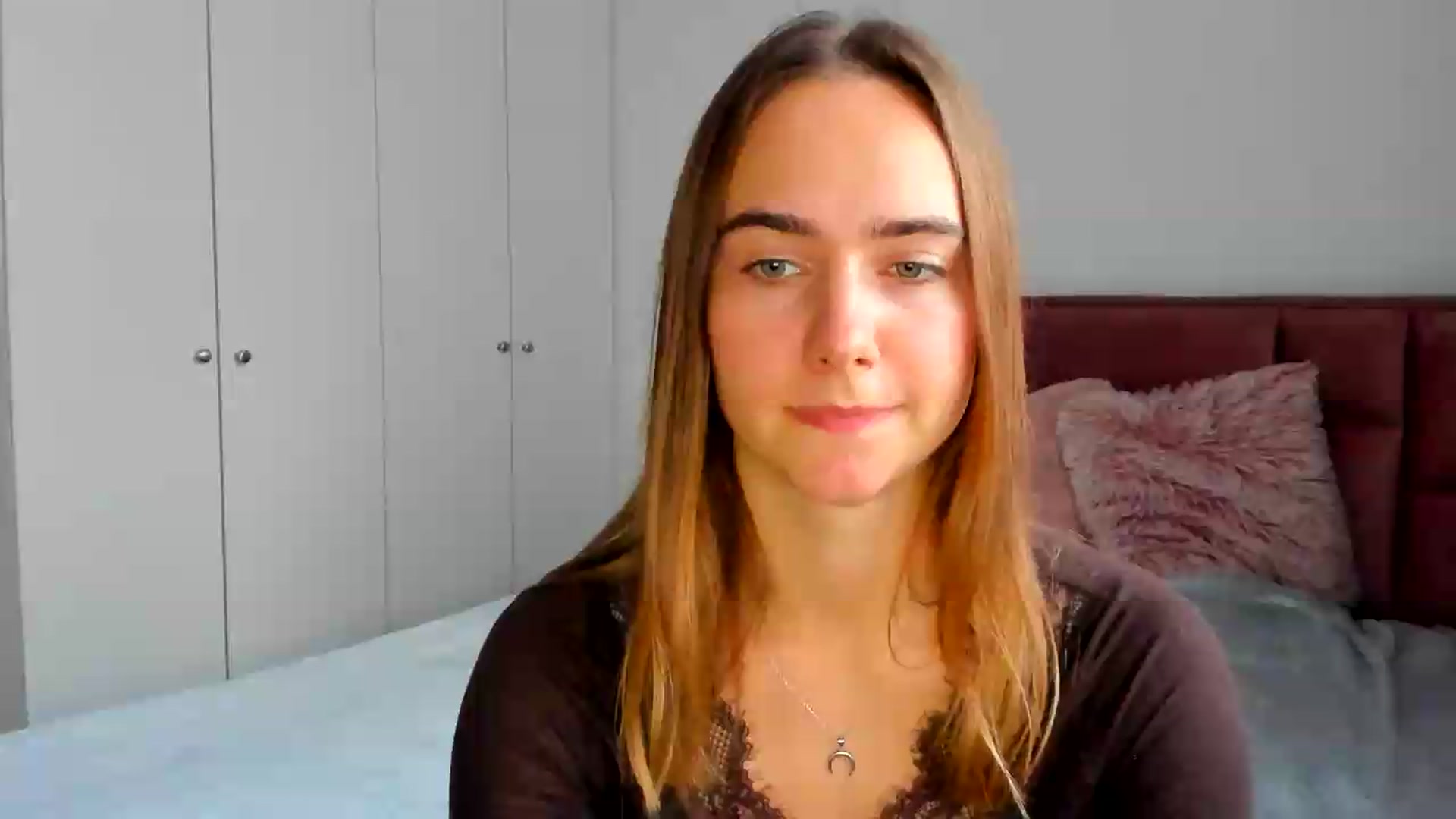Gallery image thumbnail from OhAlisa's myfreecams stream on, 09/08/2026, 16:22 image 18 of 20