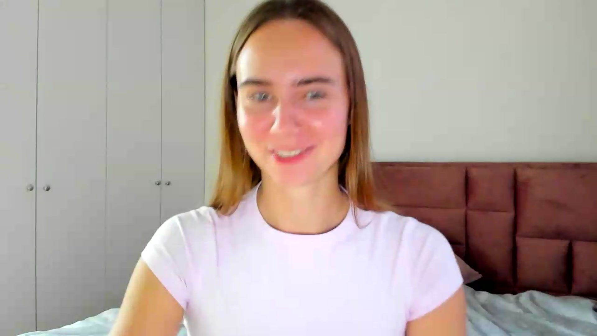 Gallery image thumbnail from OhAlisa's myfreecams stream on, 09/09/2026, 16:58 image 8 of 20