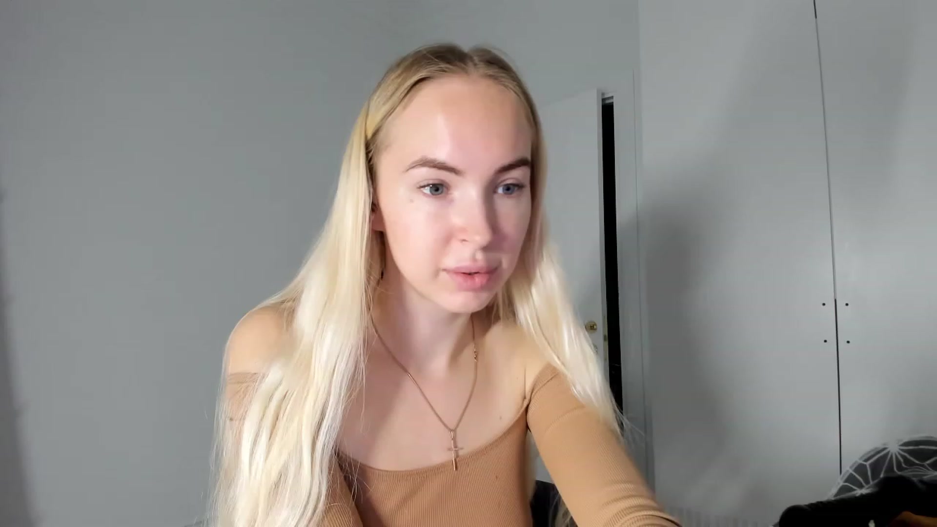 Gallery image thumbnail from OhBarbie's myfreecams stream on, 10/28/2023, 04:15 image 1 of 20