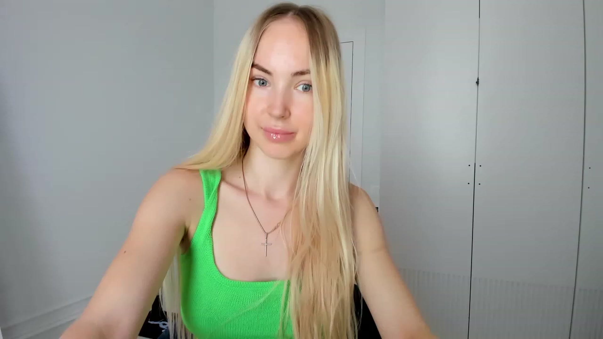Gallery image thumbnail from OhBarbie's myfreecams stream on, 10/29/2023, 07:00 image 1 of 20
