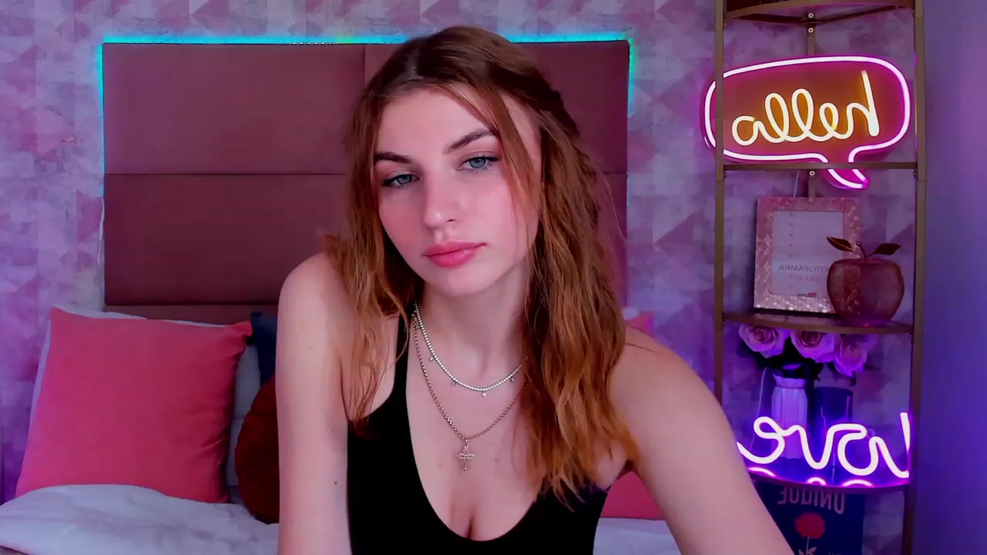 Gallery image thumbnail from OhCarrie's myfreecams stream on, 12/05/2023, 10:59 image 20 of 20