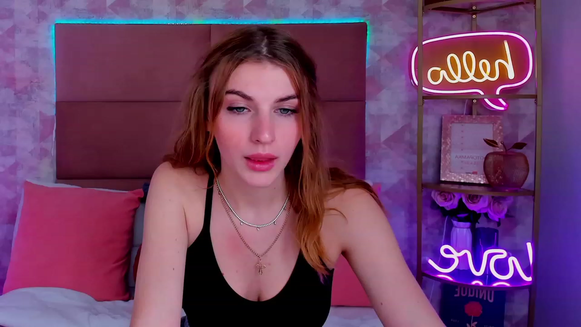 Gallery image thumbnail from OhCarrie's myfreecams stream on, 12/05/2023, 11:57 image 8 of 20