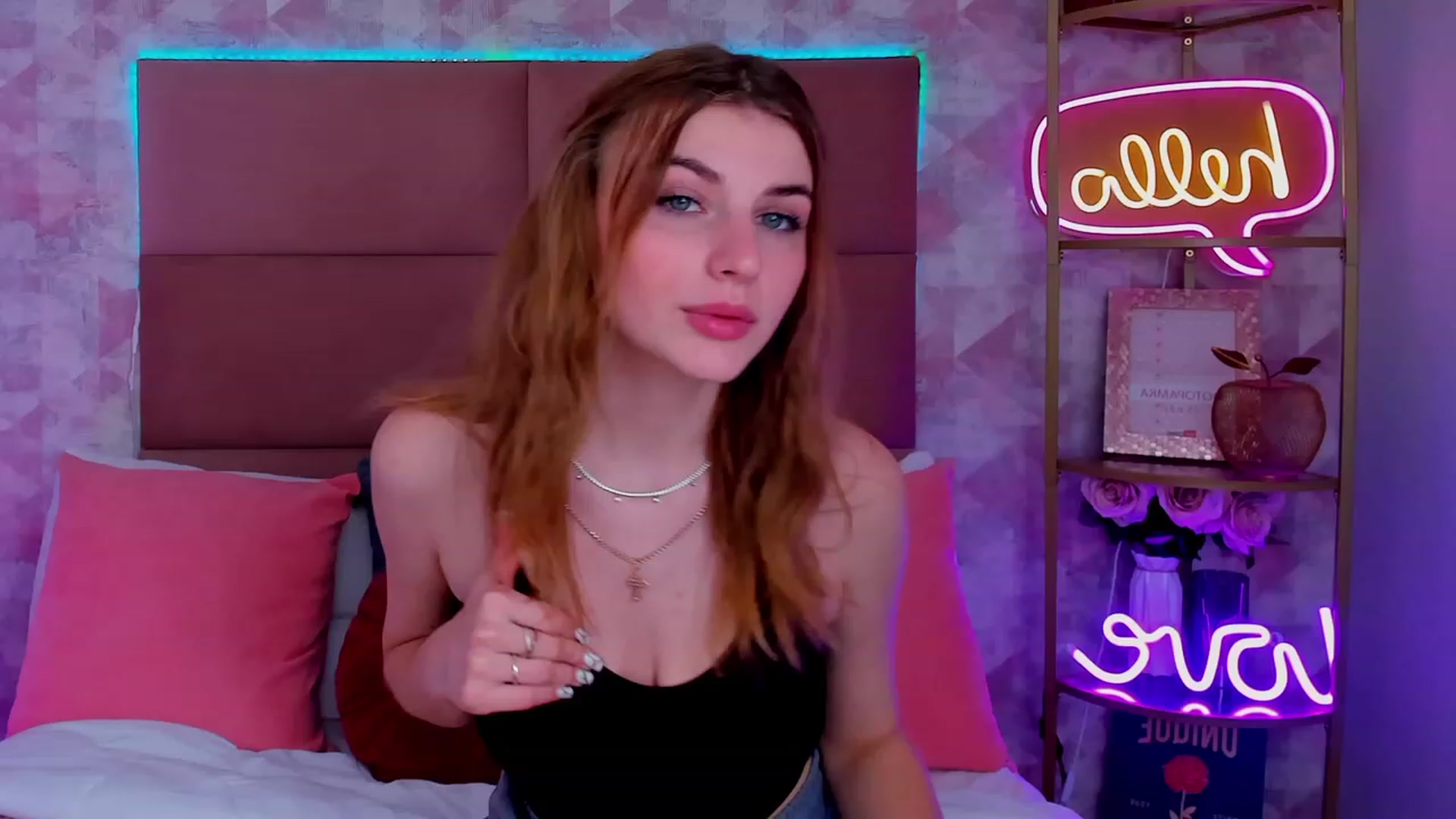 Gallery image thumbnail from OhCarrie's myfreecams stream on, 12/05/2023, 11:57 image 20 of 20