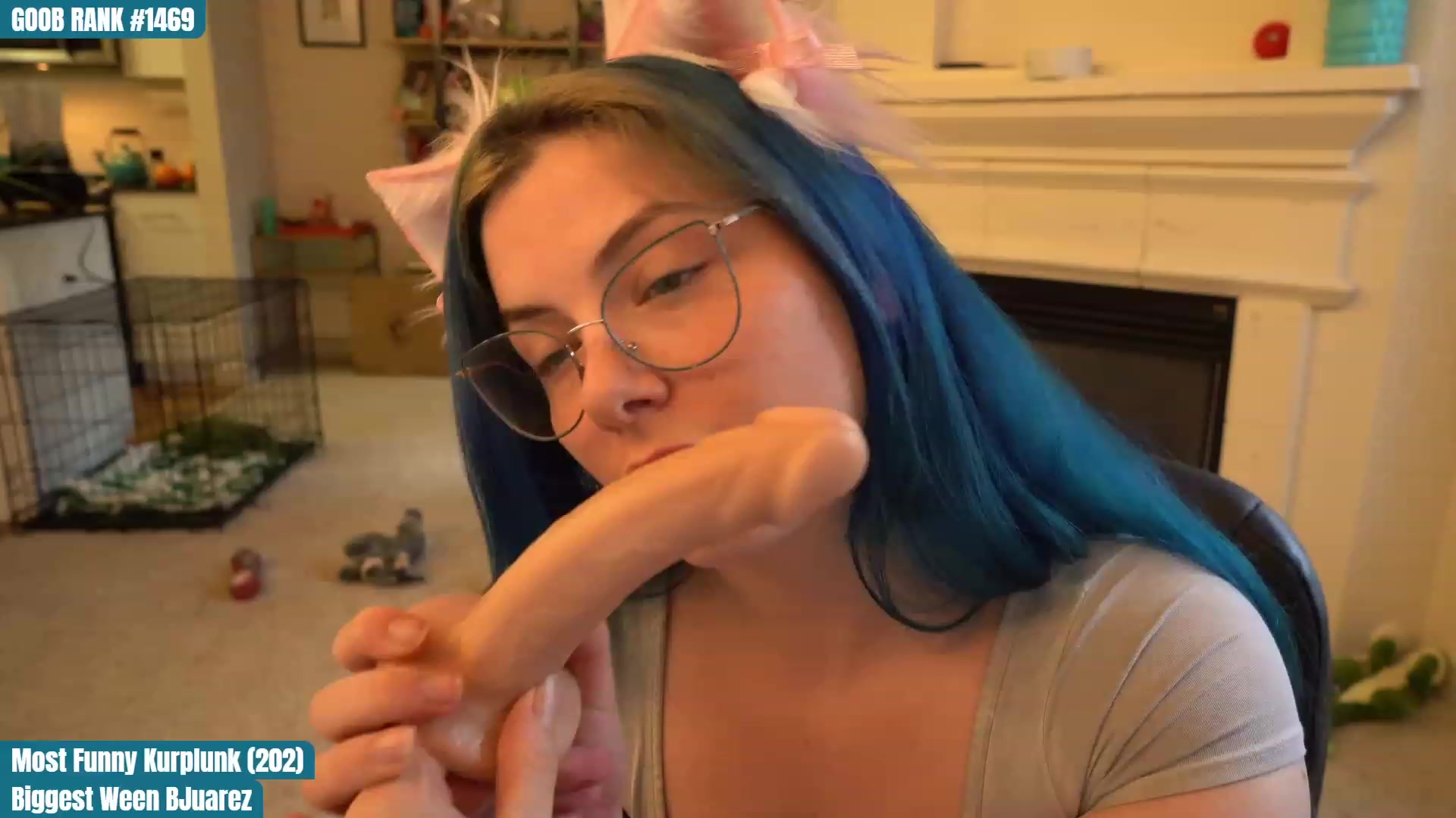 Gallery image thumbnail from OhGnocchiDont's myfreecams stream on, 03/19/2023, 01:52 image 12 of 20