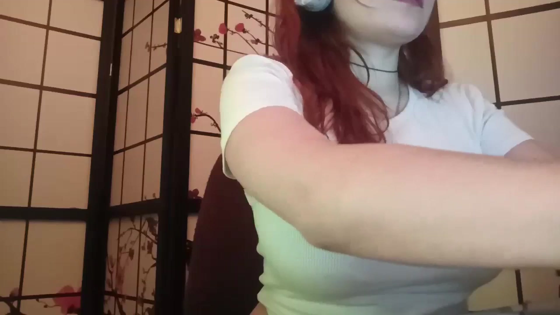 Gallery image thumbnail from OhGod's myfreecams stream on, 01/08/2024, 06:40 image 10 of 20