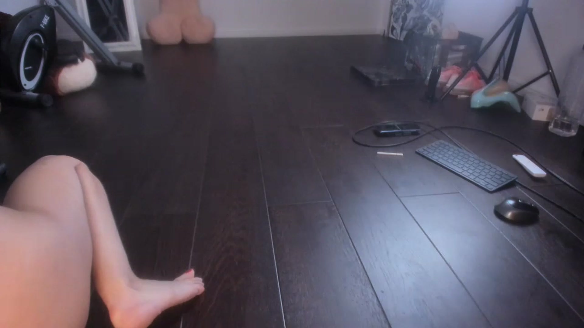 Gallery image thumbnail from OhMyMiaa's myfreecams stream on, 11/27/2022, 07:42 image 11 of 20
