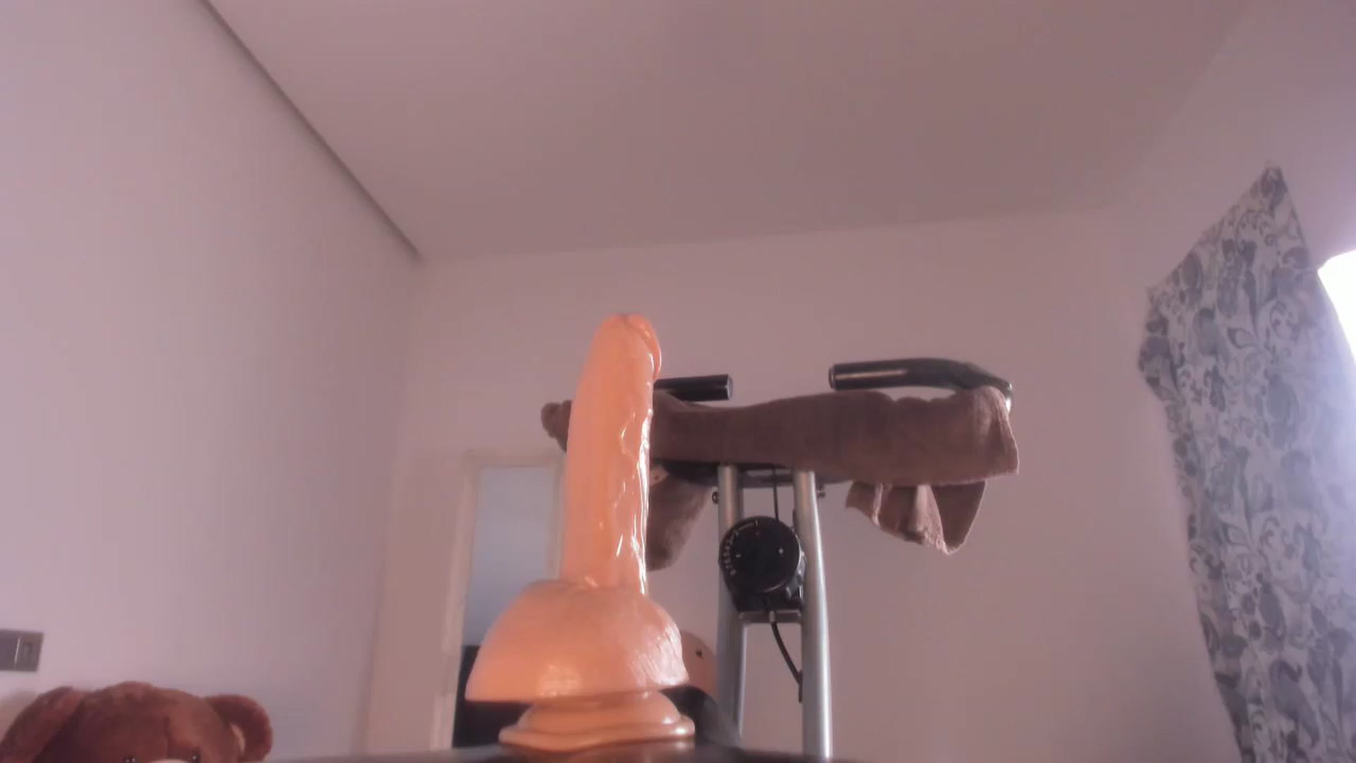 Gallery image thumbnail from OhMyMiaa's myfreecams stream on, 11/27/2022, 08:07 image 19 of 20