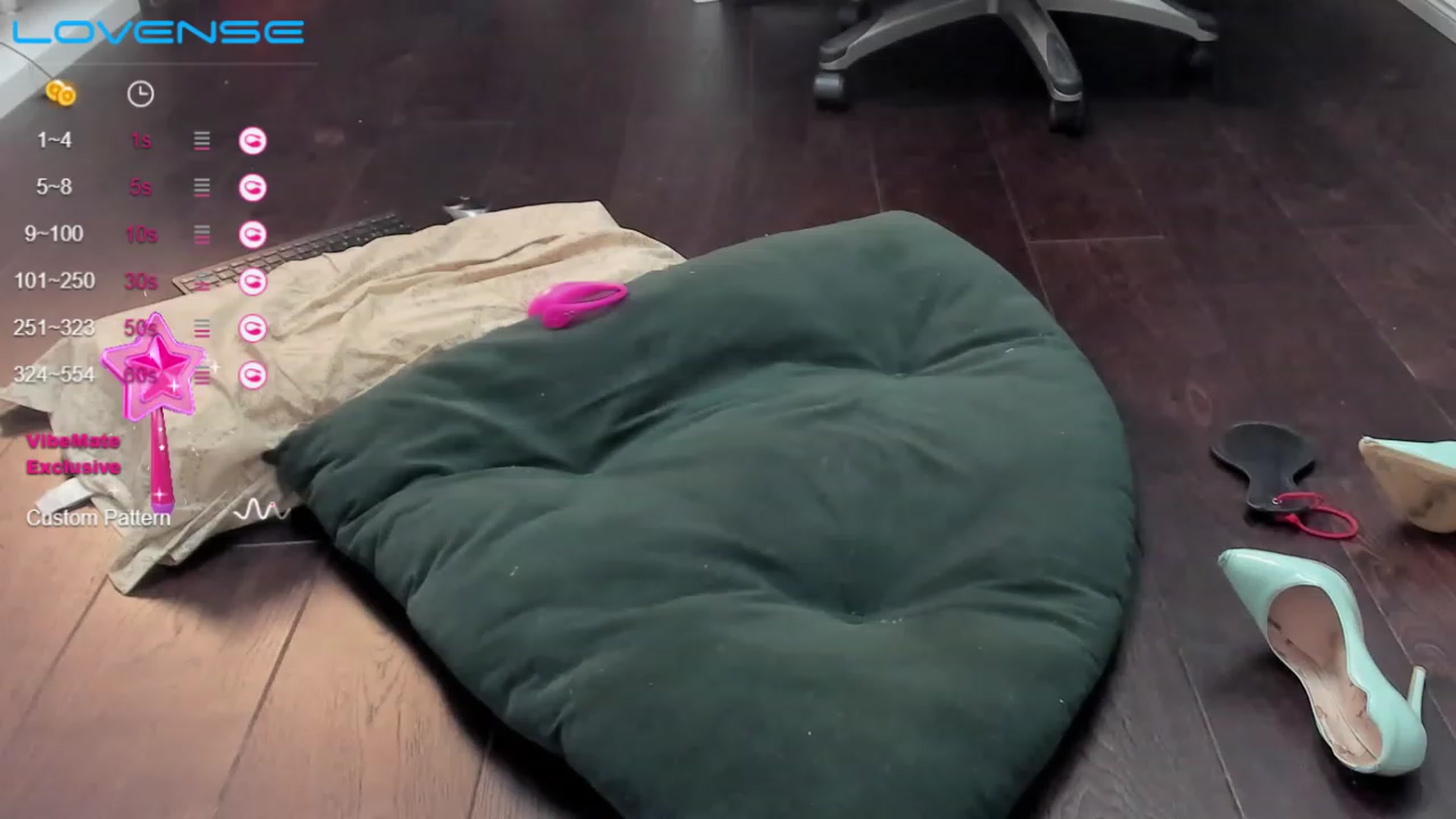 Gallery image thumbnail from OhMyMiaa's myfreecams stream on, 07/14/2023, 06:47 image 18 of 20