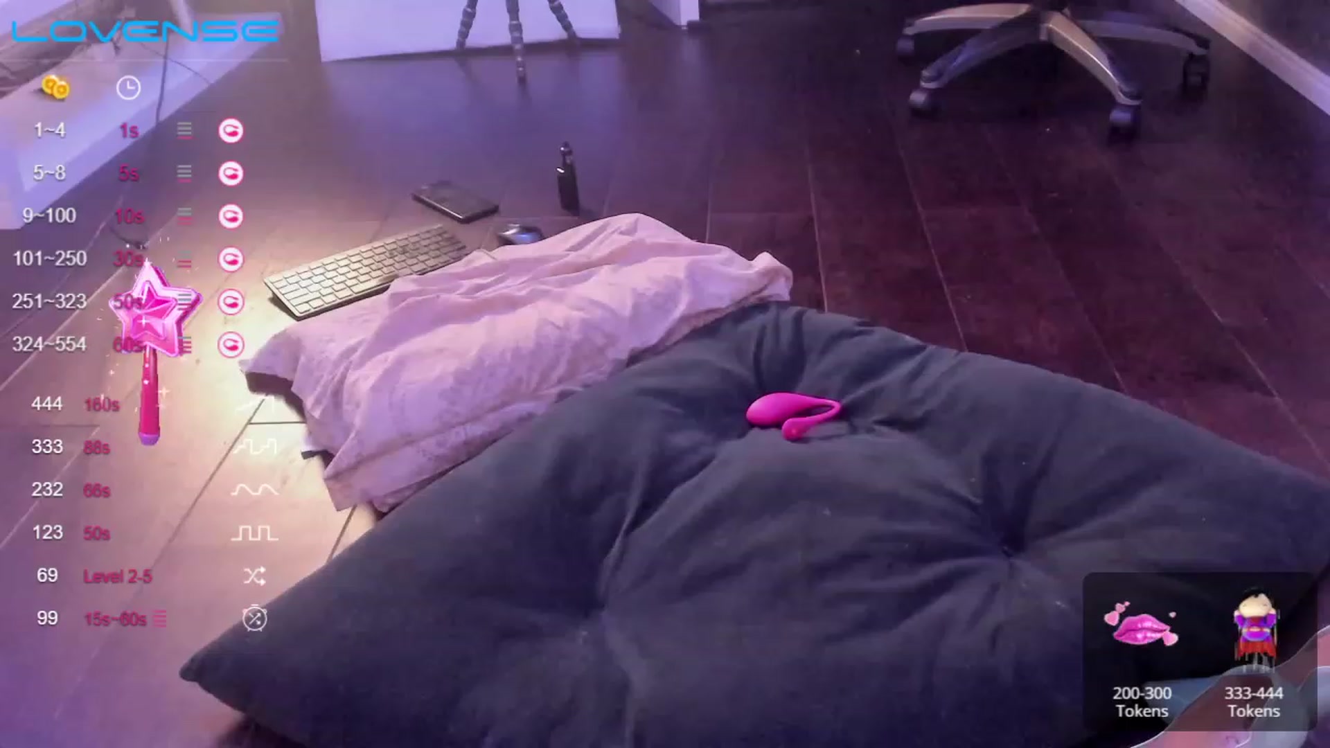Gallery image thumbnail from OhMyMiaa's myfreecams stream on, 07/19/2023, 07:23 image 9 of 20