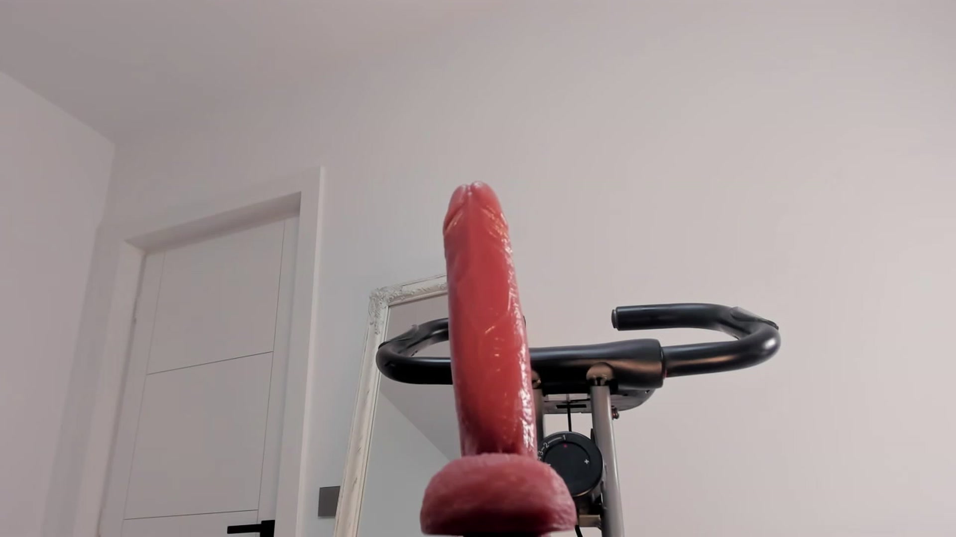 Gallery image thumbnail from OhMyMiaa's myfreecams stream on, 07/24/2023, 07:17 image 17 of 20