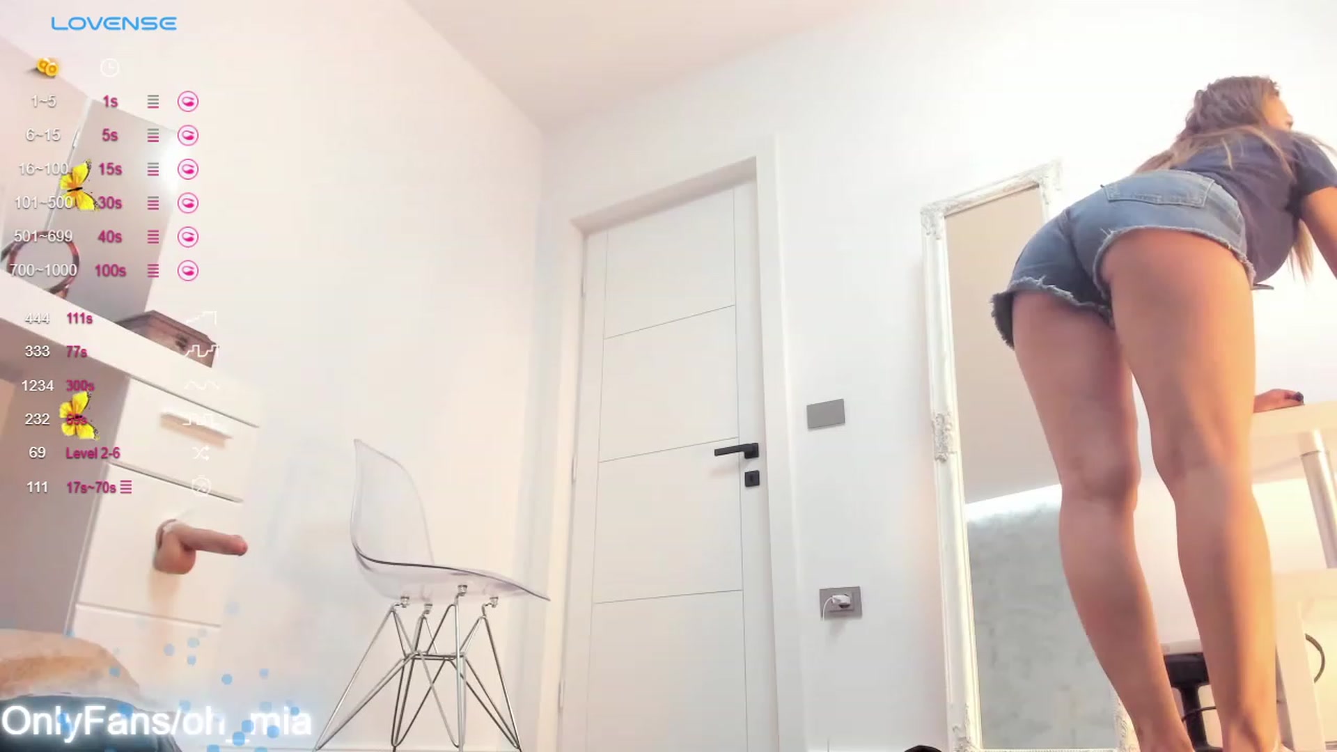 Gallery image thumbnail from OhMyMiaa's myfreecams stream on, 09/27/2023, 14:06 image 11 of 20