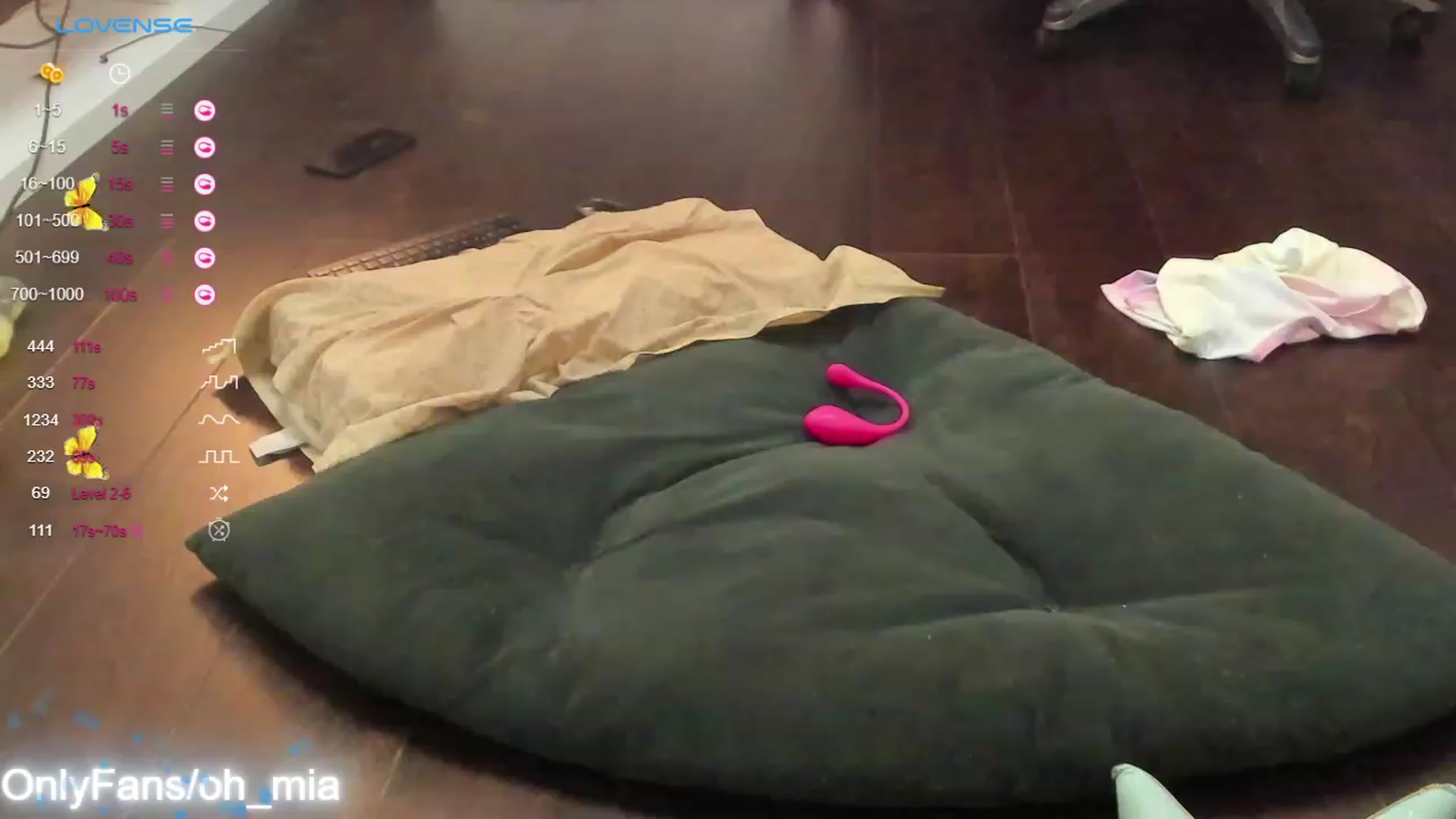 Gallery image thumbnail from OhMyMiaa's myfreecams stream on, 09/30/2023, 09:36 image 11 of 20