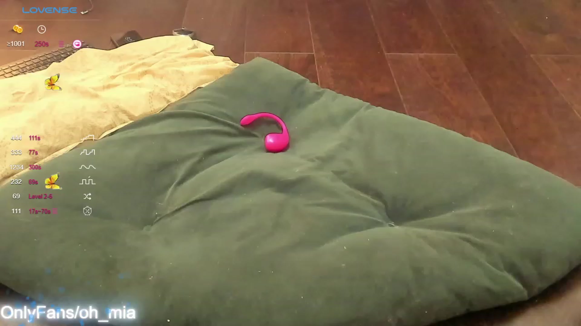 Gallery image thumbnail from OhMyMiaa's myfreecams stream on, 10/02/2023, 06:23 image 13 of 20