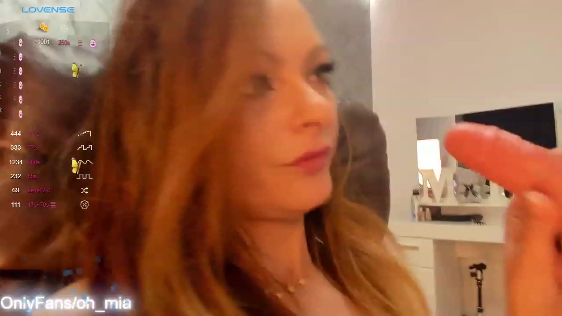 Gallery image thumbnail from OhMyMiaa's myfreecams stream on, 10/12/2023, 09:29 image 13 of 20