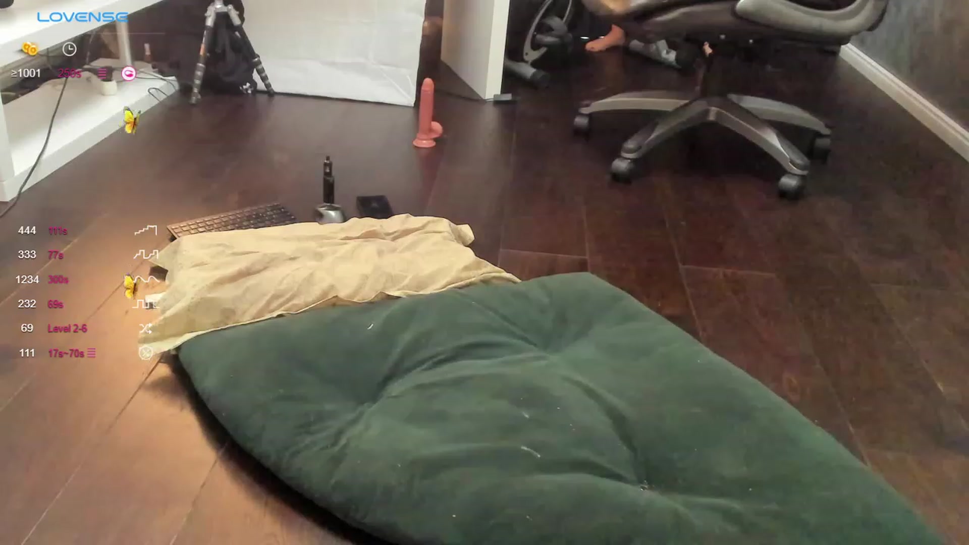 Gallery image thumbnail from OhMyMiaa's myfreecams stream on, 10/15/2023, 08:00 image 7 of 20