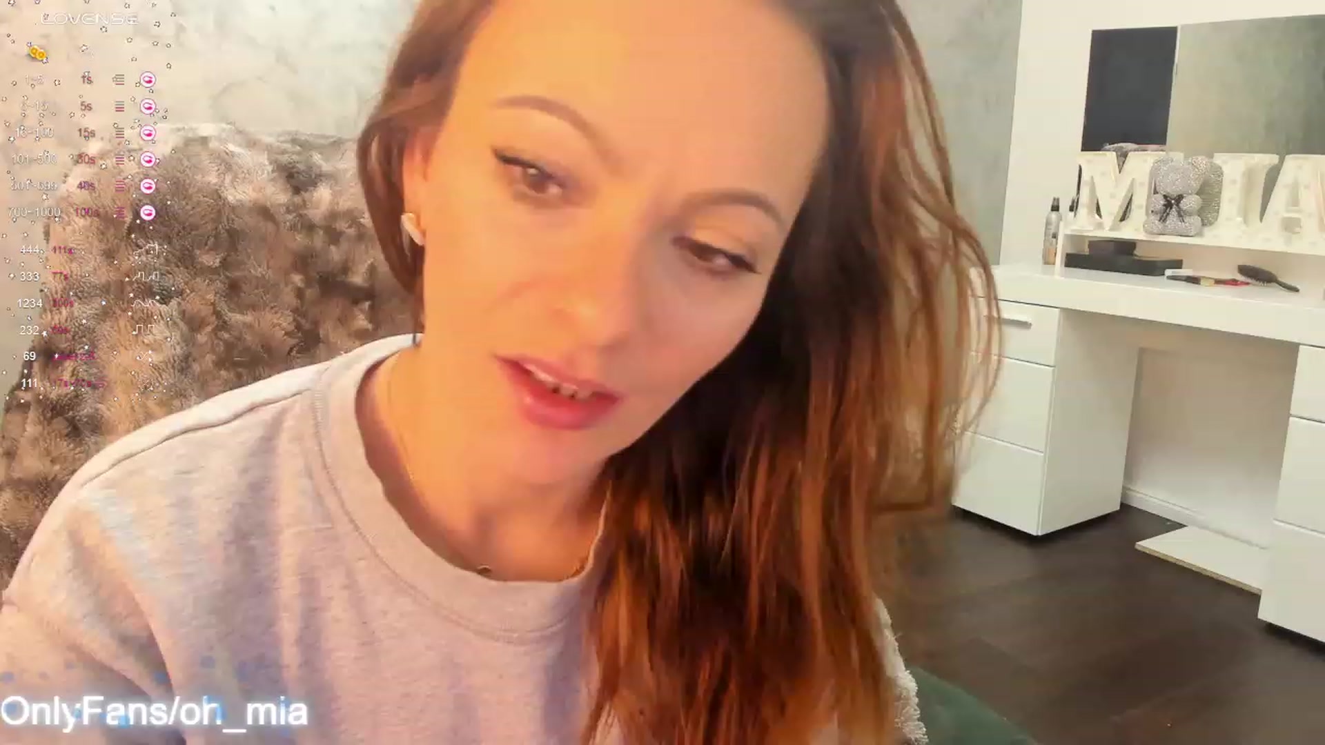Gallery image thumbnail from OhMyMiaa's myfreecams stream on, 11/13/2023, 14:01 image 5 of 20