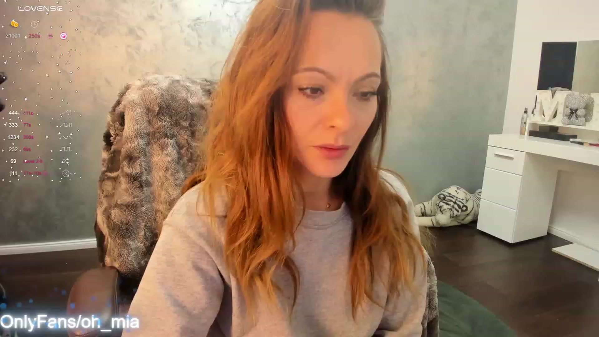 Gallery image thumbnail from OhMyMiaa's myfreecams stream on, 11/13/2023, 14:01 image 6 of 20