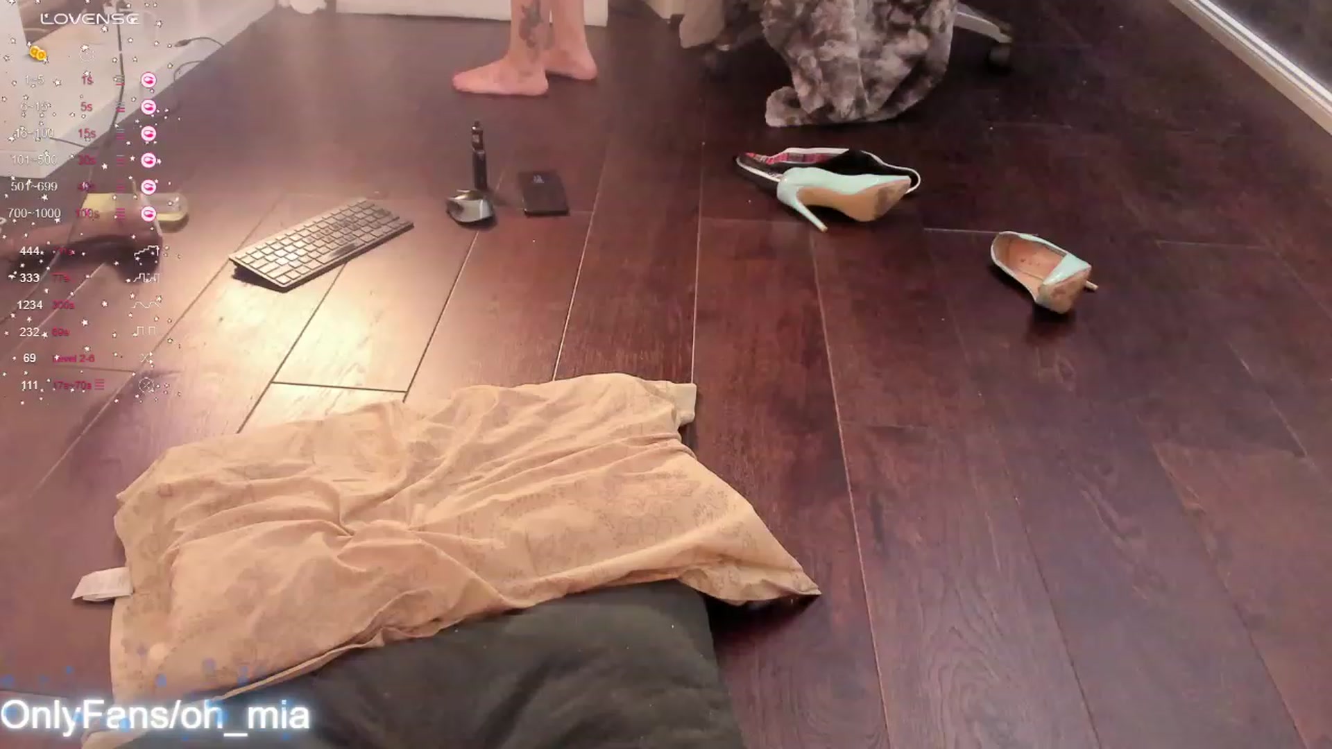 Gallery image thumbnail from OhMyMiaa's myfreecams stream on, 11/13/2023, 14:01 image 19 of 20