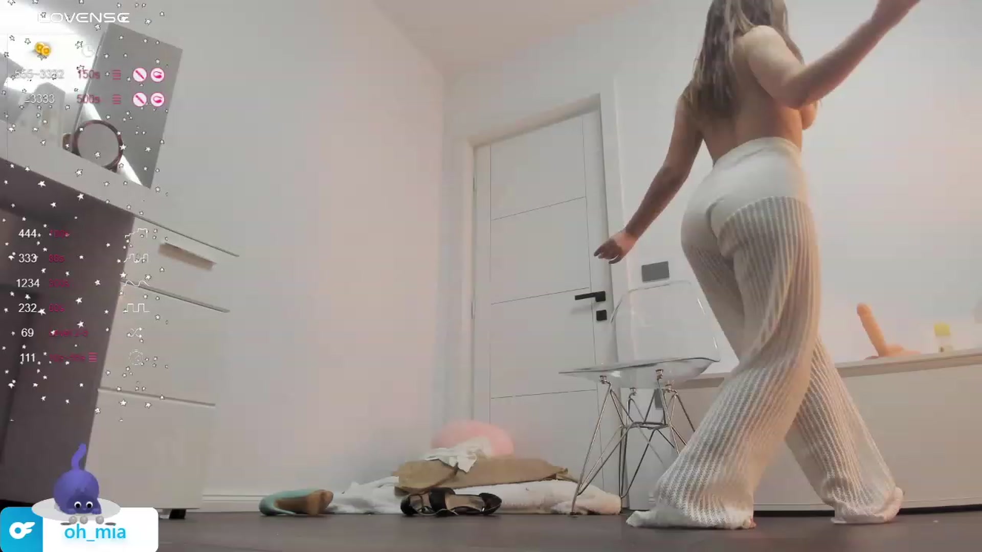 Gallery image thumbnail from OhMyMiaa's myfreecams stream on, 01/06/2024, 11:19 image 15 of 20
