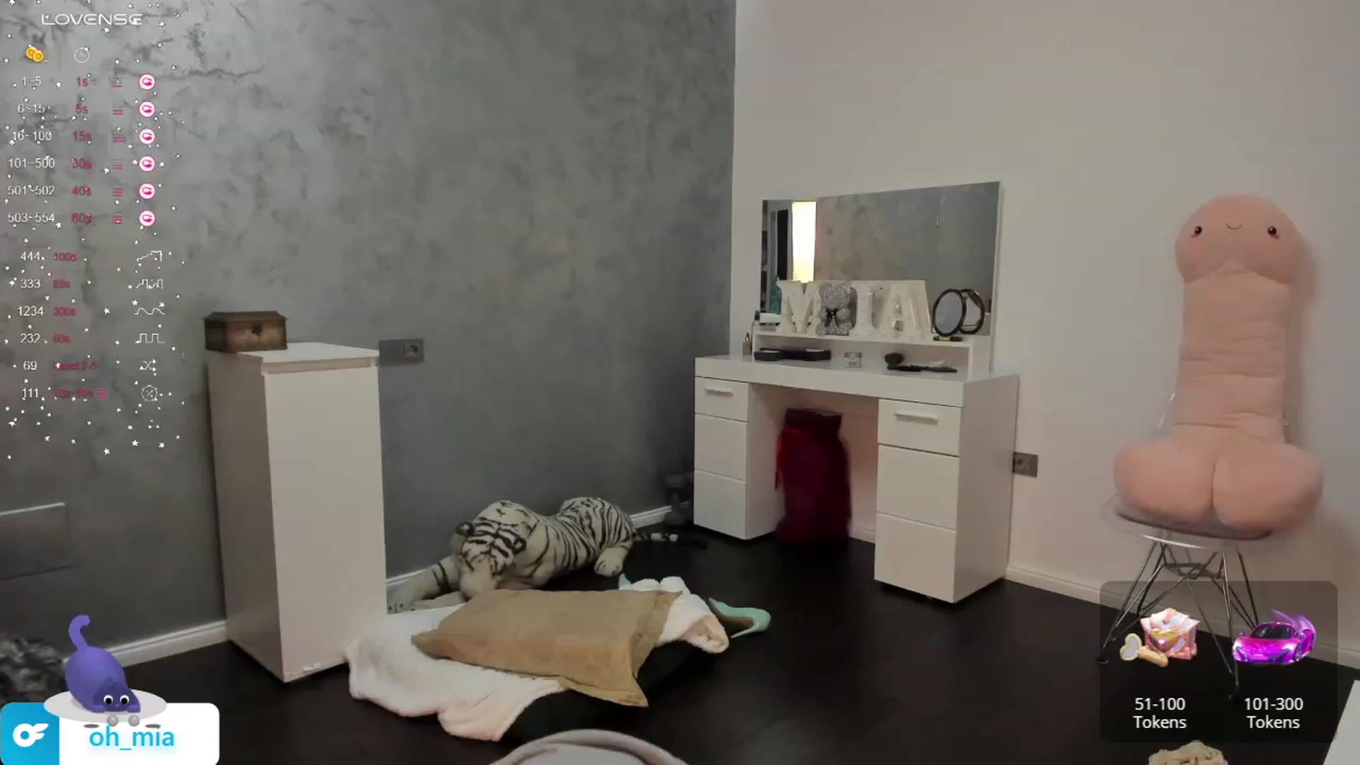 Gallery image thumbnail from OhMyMiaa's myfreecams stream on, 01/18/2024, 09:41 image 16 of 20