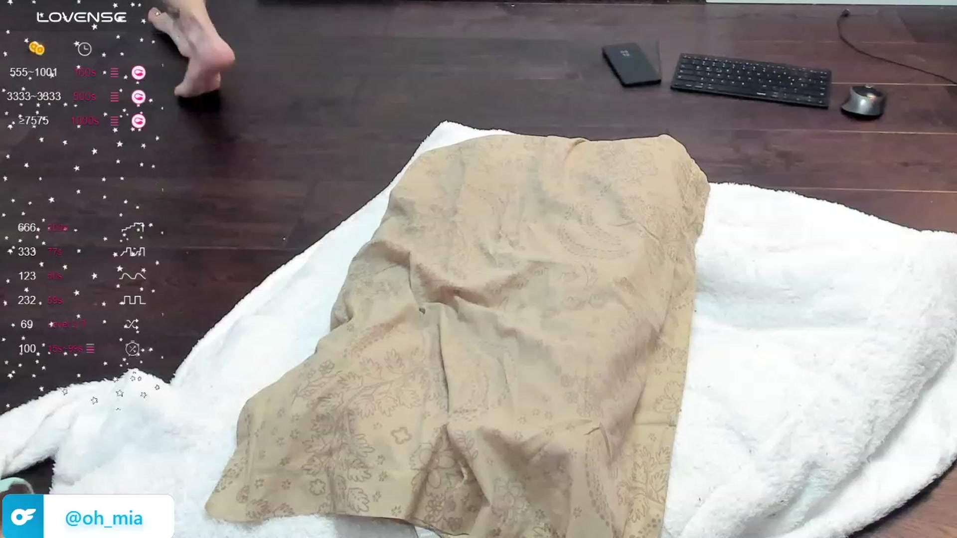 Gallery image thumbnail from OhMyMiaa's myfreecams stream on, 03/14/2024, 07:16 image 15 of 20