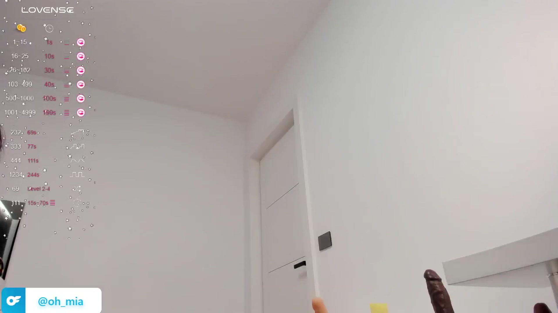 Gallery image thumbnail from OhMyMiaa's myfreecams stream on, 05/08/2024, 11:06 image 4 of 20