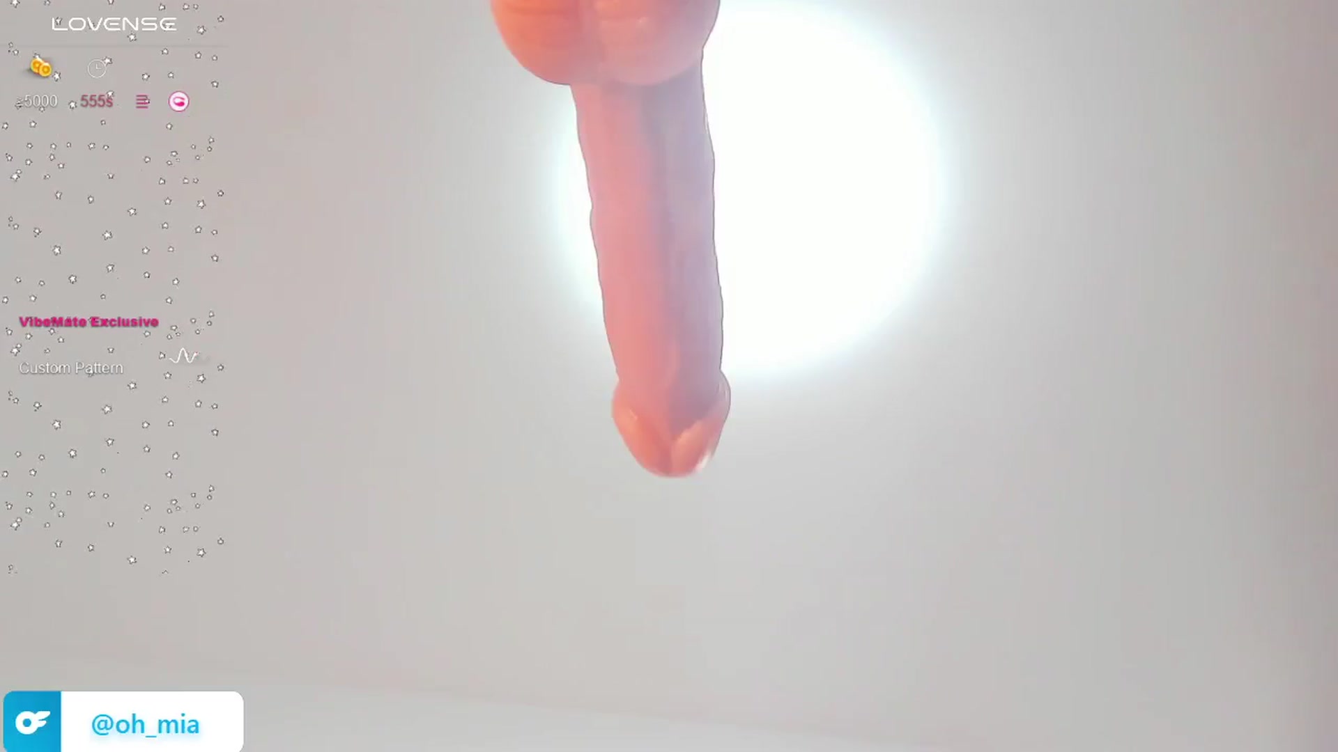 Gallery image thumbnail from OhMyMiaa's myfreecams stream on, 05/08/2024, 11:06 image 11 of 20