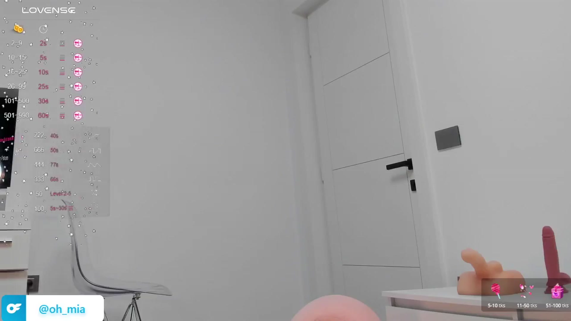 Gallery image thumbnail from OhMyMiaa's myfreecams stream on, 05/14/2024, 08:04 image 2 of 20