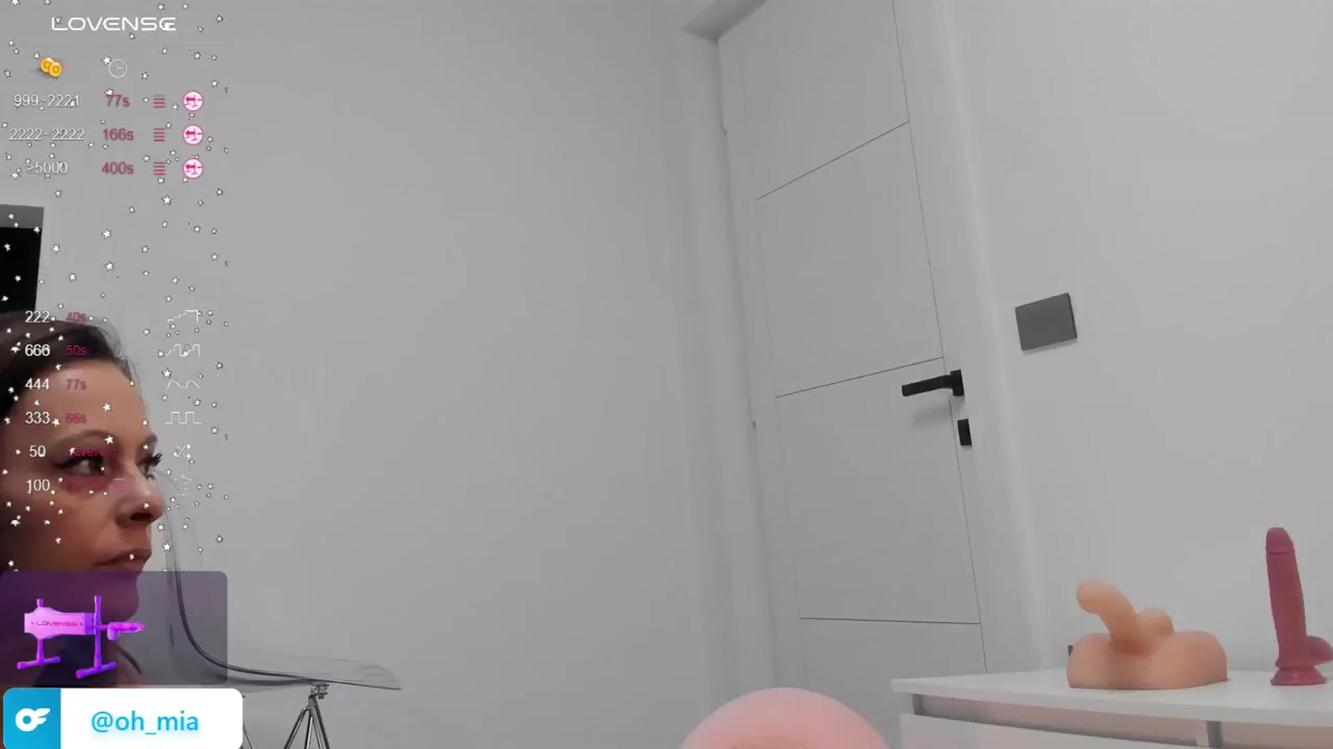 Gallery image thumbnail from OhMyMiaa's myfreecams stream on, 05/14/2024, 08:04 image 1 of 20