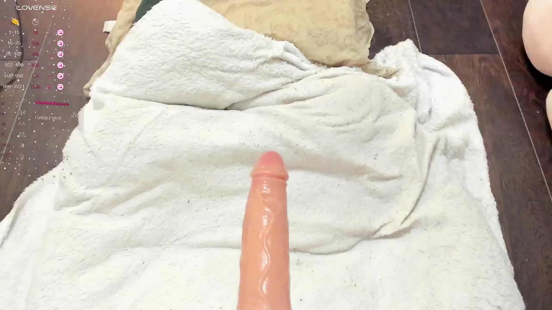 Gallery image thumbnail from OhMyMiaa's myfreecams stream on, 08/01/2024, 07:09 image 12 of 20