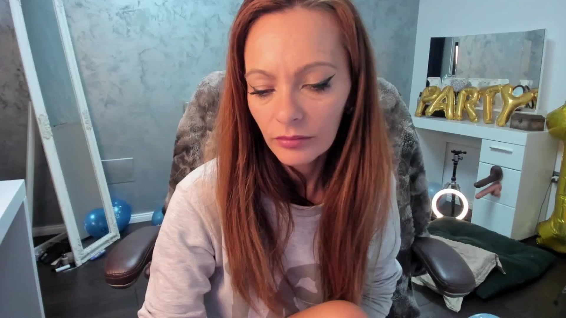 Gallery image thumbnail from OhMyMiaa's myfreecams stream on, 09/18/2024, 10:21 image 15 of 20