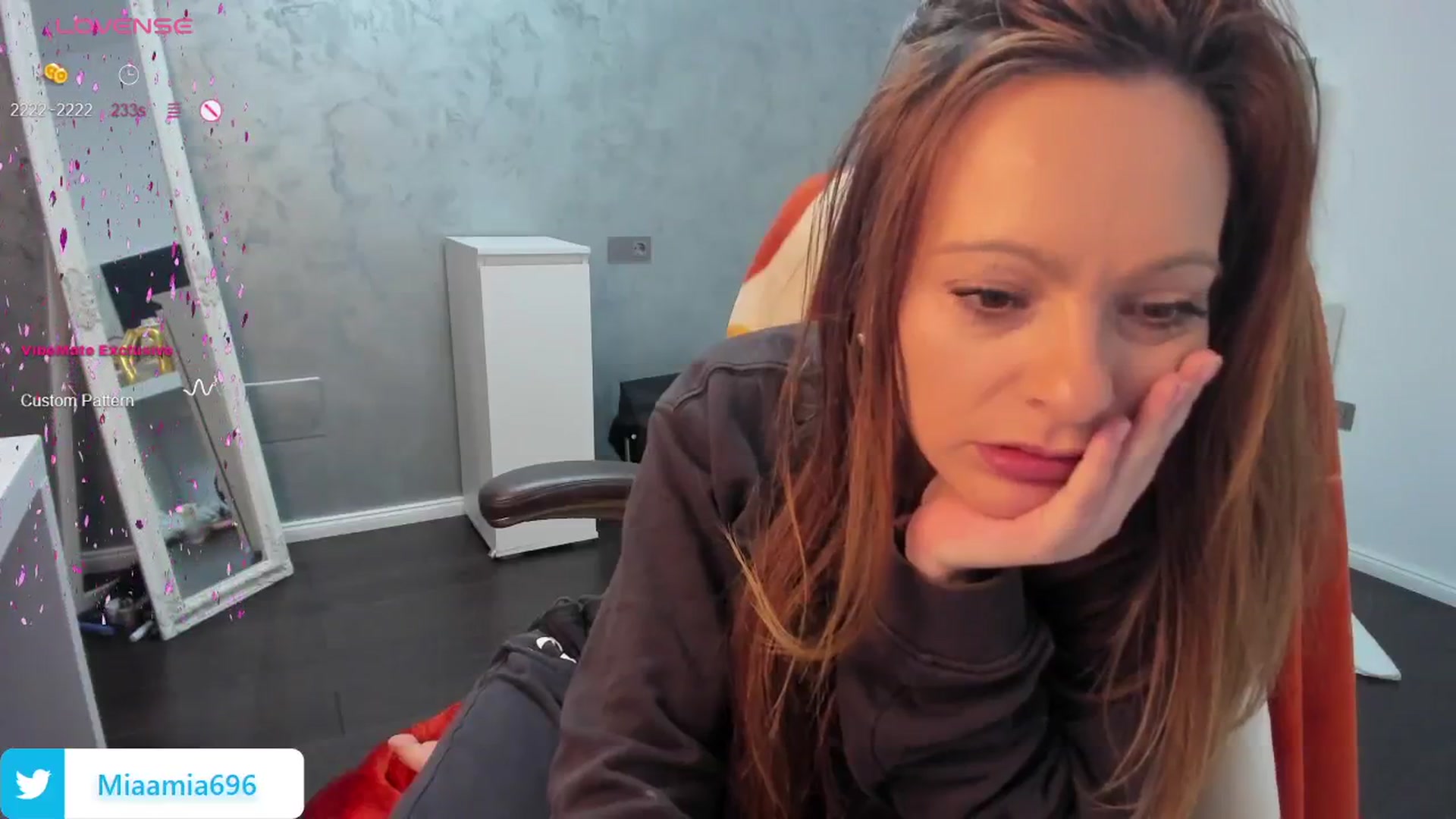 Gallery image thumbnail from OhMyMiaa's myfreecams stream on, 10/07/2024, 11:12 image 12 of 20