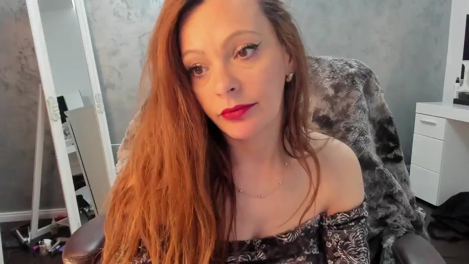 Gallery image thumbnail from OhMyMiaa's myfreecams stream on, 11/16/2024, 11:49 image 5 of 20