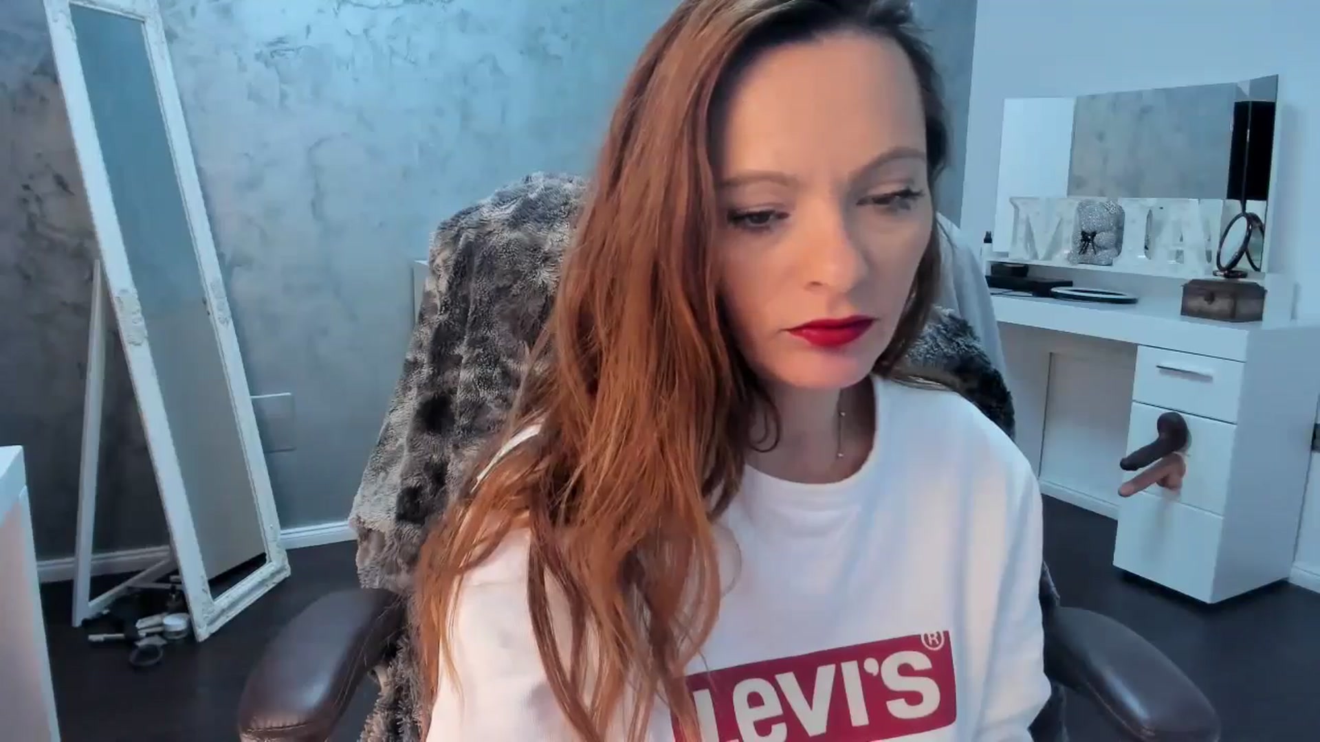 Gallery image thumbnail from OhMyMiaa's myfreecams stream on, 11/20/2024, 11:10 image 11 of 20