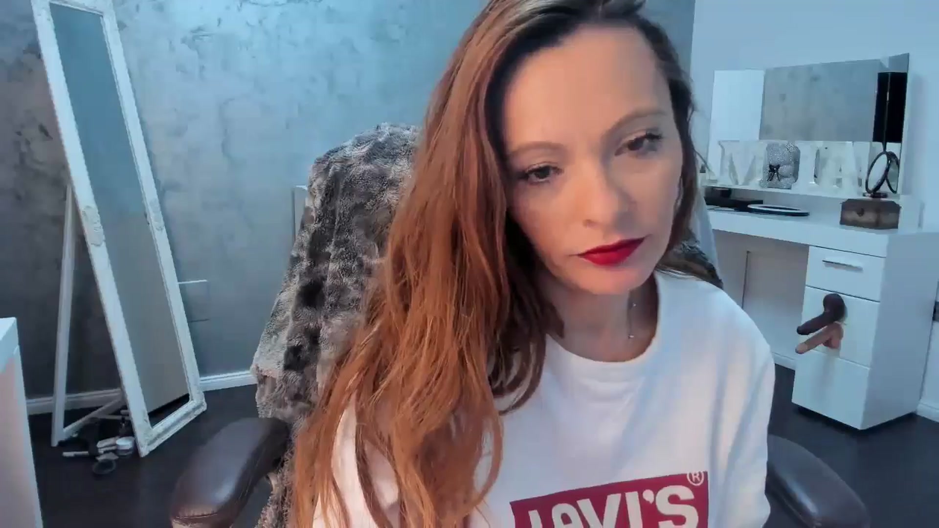 Gallery image thumbnail from OhMyMiaa's myfreecams stream on, 11/20/2024, 11:10 image 7 of 20