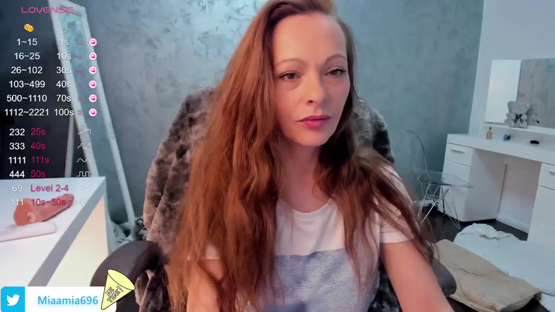 Gallery image thumbnail from OhMyMiaa's myfreecams stream on, 07/14/2025, 11:50 image 15 of 20
