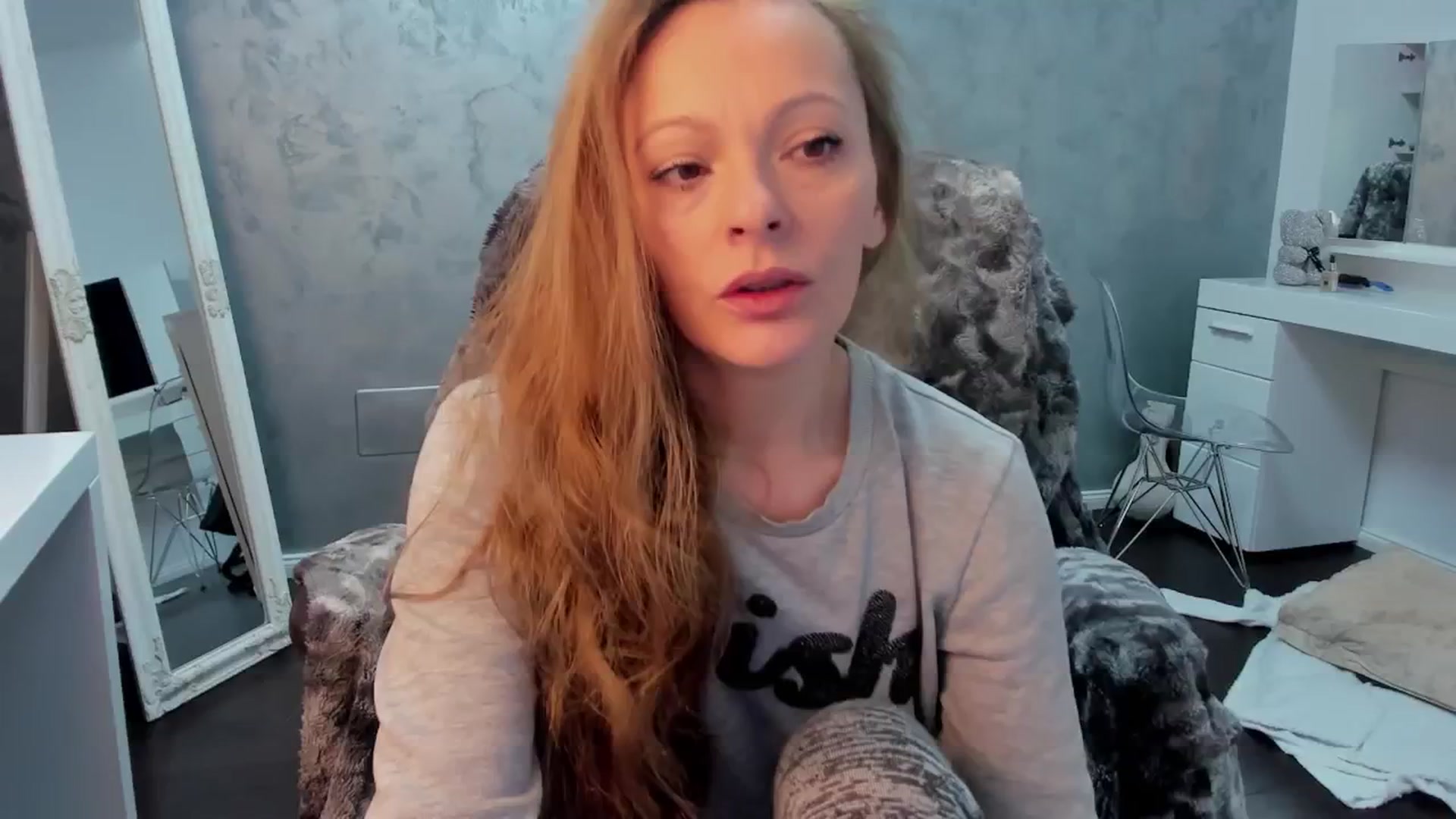 Gallery image thumbnail from OhMyMiaa's myfreecams stream on, 01/14/2026, 09:11 image 11 of 20
