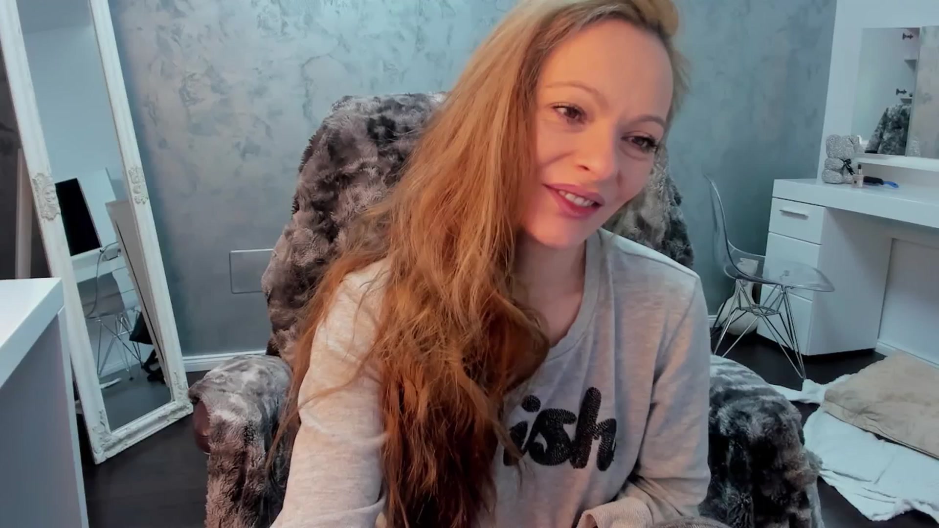 Gallery image thumbnail from OhMyMiaa's myfreecams stream on, 01/14/2026, 09:11 image 5 of 20