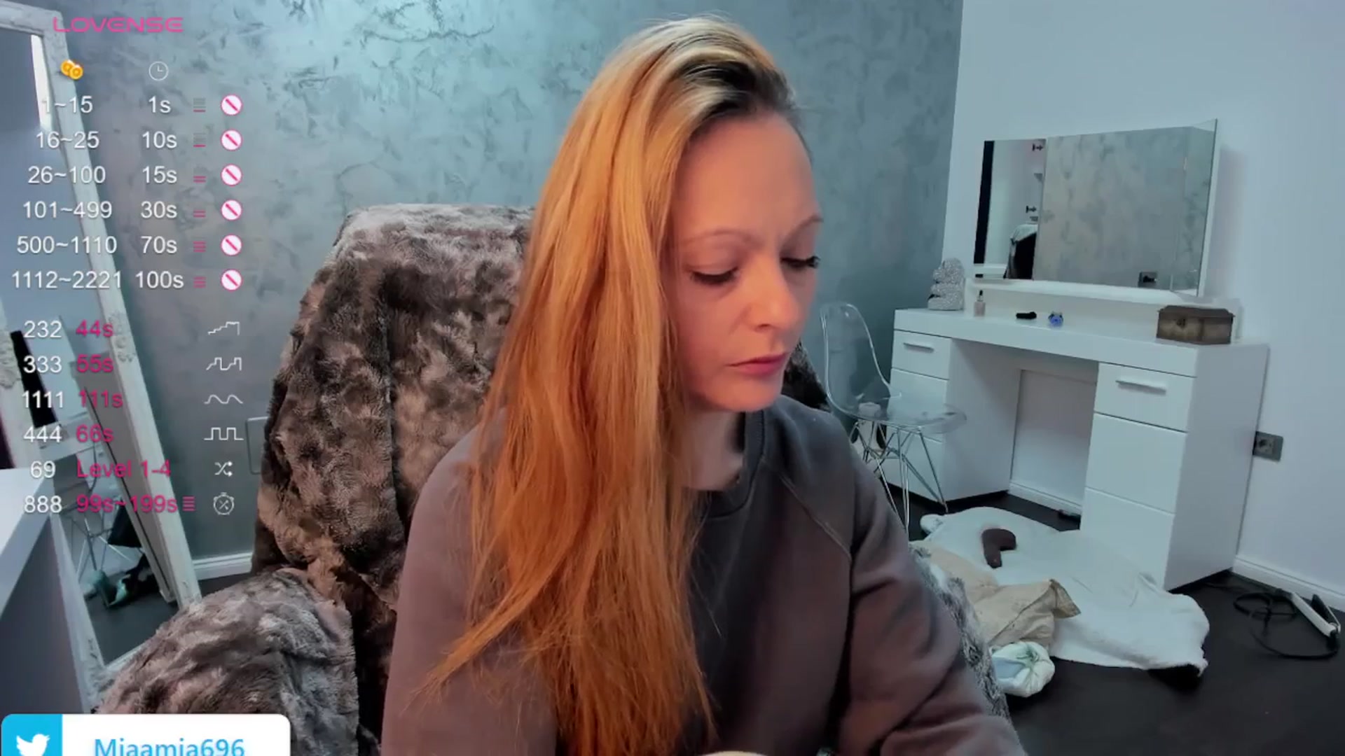 Gallery image thumbnail from OhMyMiaa's myfreecams stream on, 03/28/2026, 08:25 image 3 of 20