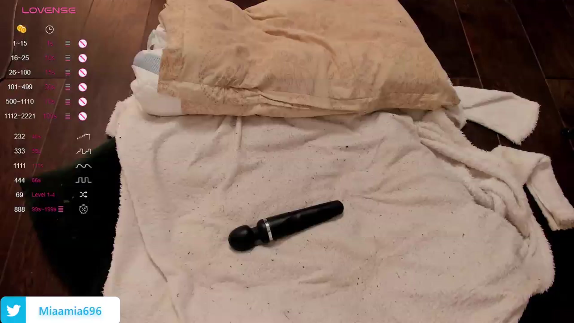 Gallery image thumbnail from OhMyMiaa's myfreecams stream on, 07/10/2026, 13:20 image 9 of 20