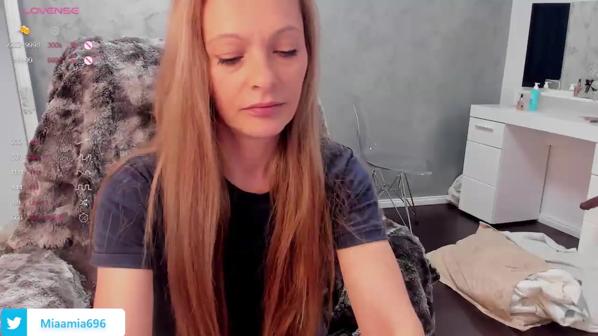 Gallery image thumbnail from OhMyMiaa's myfreecams stream on, 08/21/2026, 09:53 image 10 of 20
