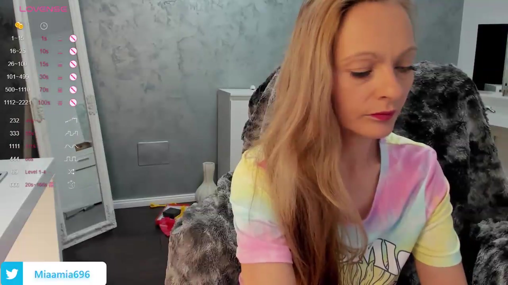 Gallery image thumbnail from OhMyMiaa's myfreecams stream on, 08/31/2026, 10:24 image 3 of 20