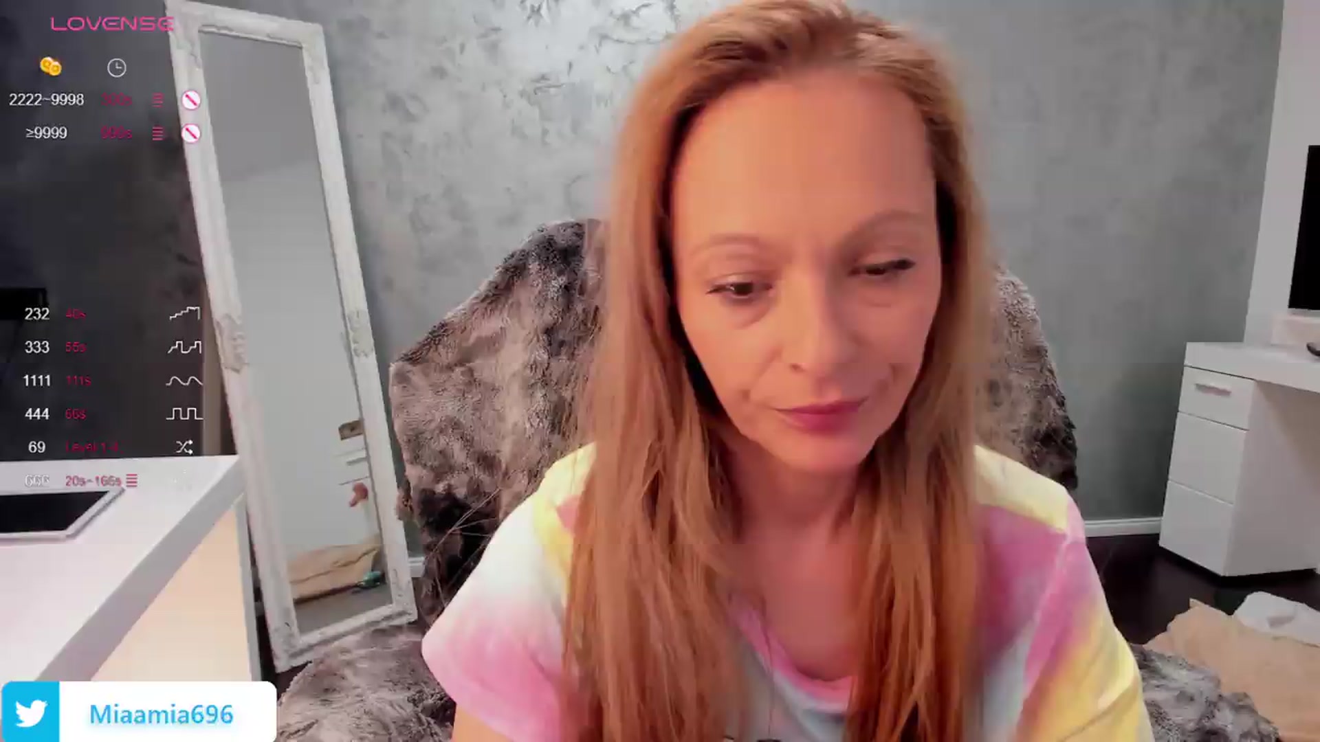 Gallery image thumbnail from OhMyMiaa's myfreecams stream on, 08/31/2026, 11:58 image 12 of 20