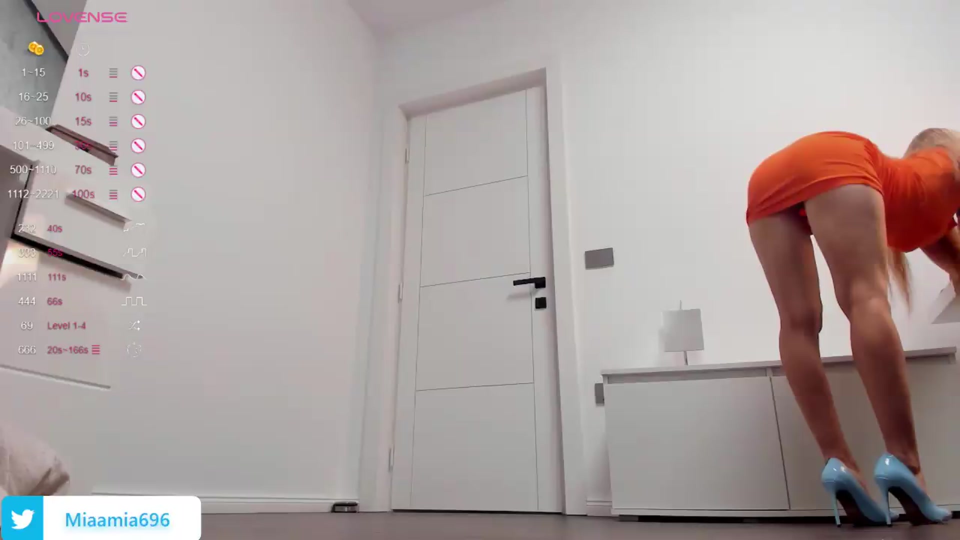 Gallery image thumbnail from OhMyMiaa's myfreecams stream on, 09/17/2026, 11:03 image 3 of 20