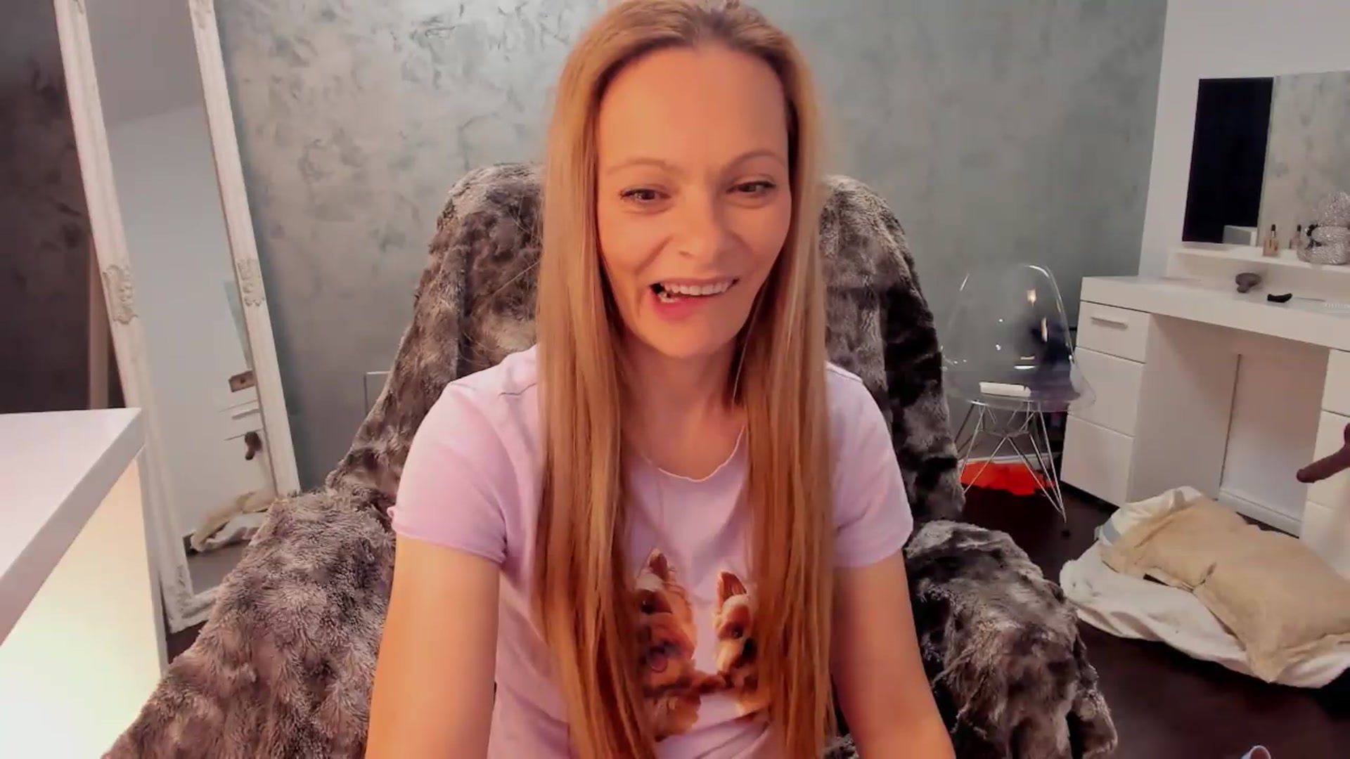 Gallery image thumbnail from OhMyMiaa's myfreecams stream on, 09/25/2026, 12:47 image 13 of 20