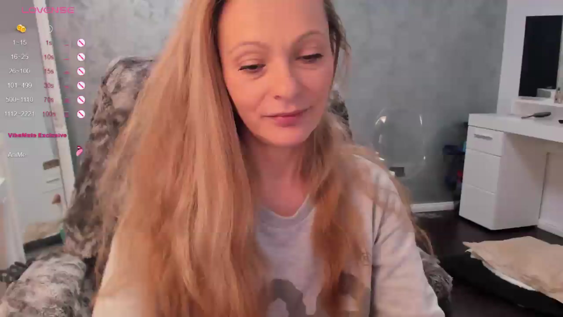 Gallery image thumbnail from OhMyMiaa's myfreecams stream on, 10/06/2026, 11:17 image 13 of 20