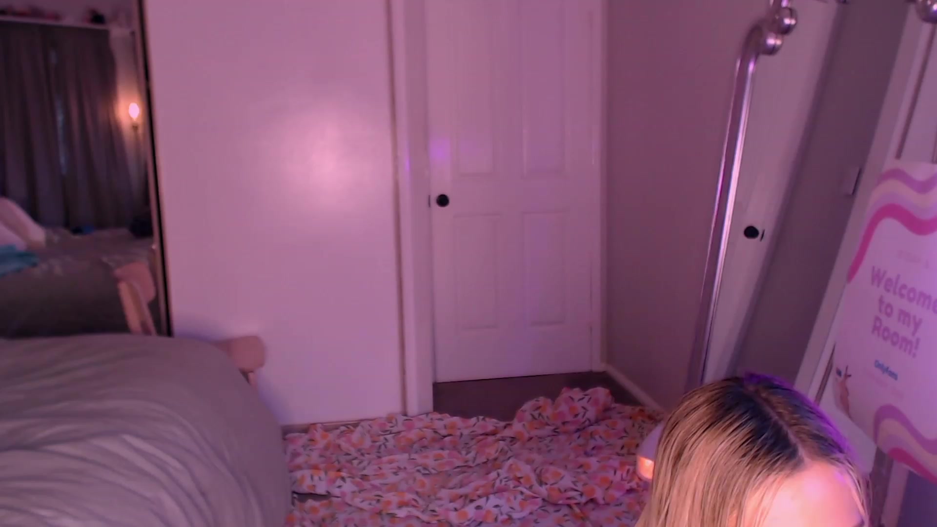 Gallery image thumbnail from OhTiffany's myfreecams stream on, 11/17/2022, 07:51 image 18 of 20