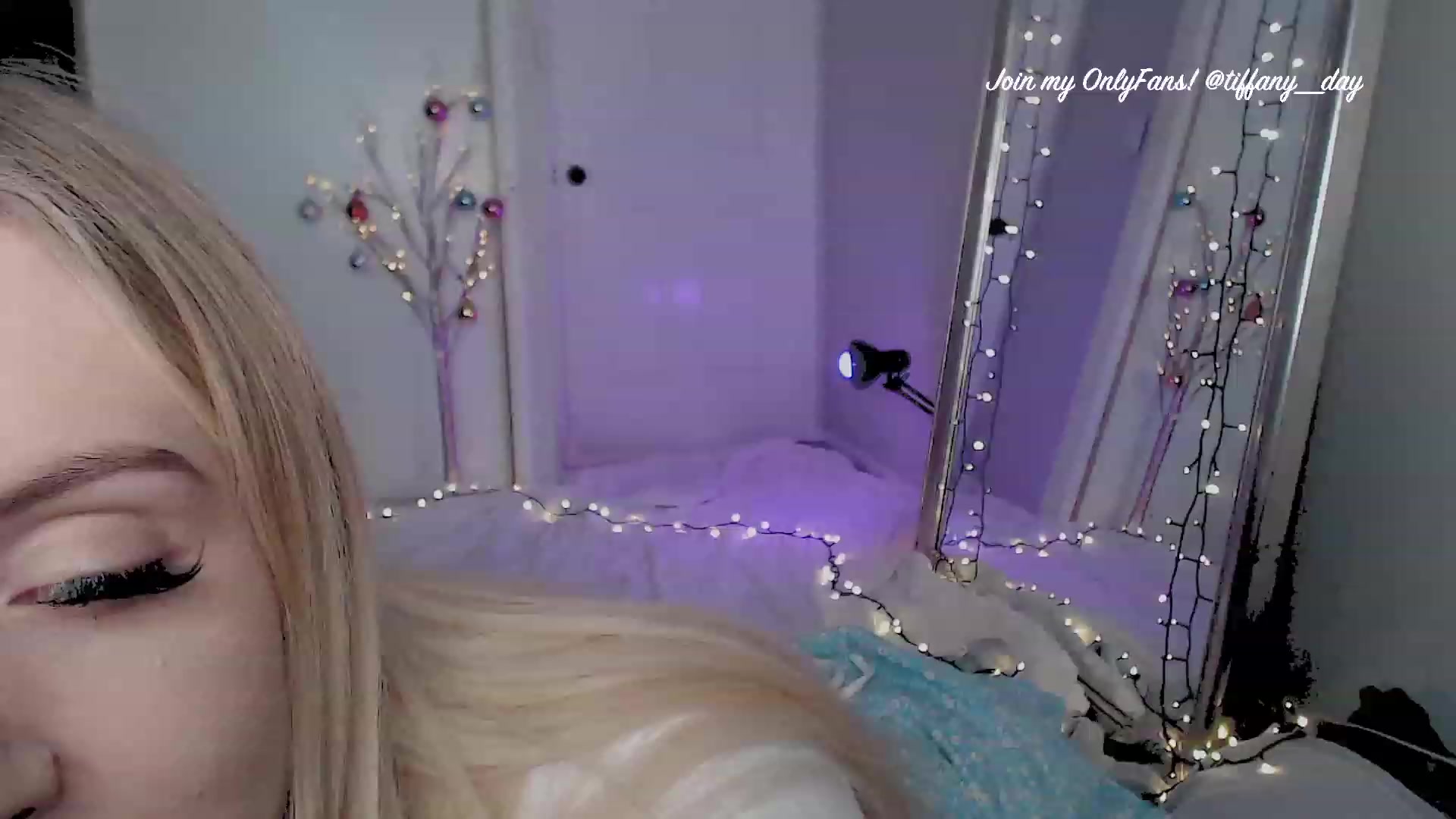 Gallery image thumbnail from OhTiffany's myfreecams stream on, 12/09/2022, 06:22 image 18 of 20